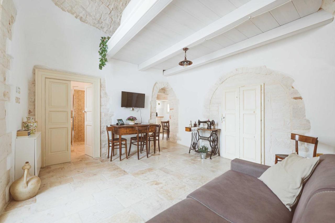 Trulli Lithos Suite Alberobello Bagian luar foto