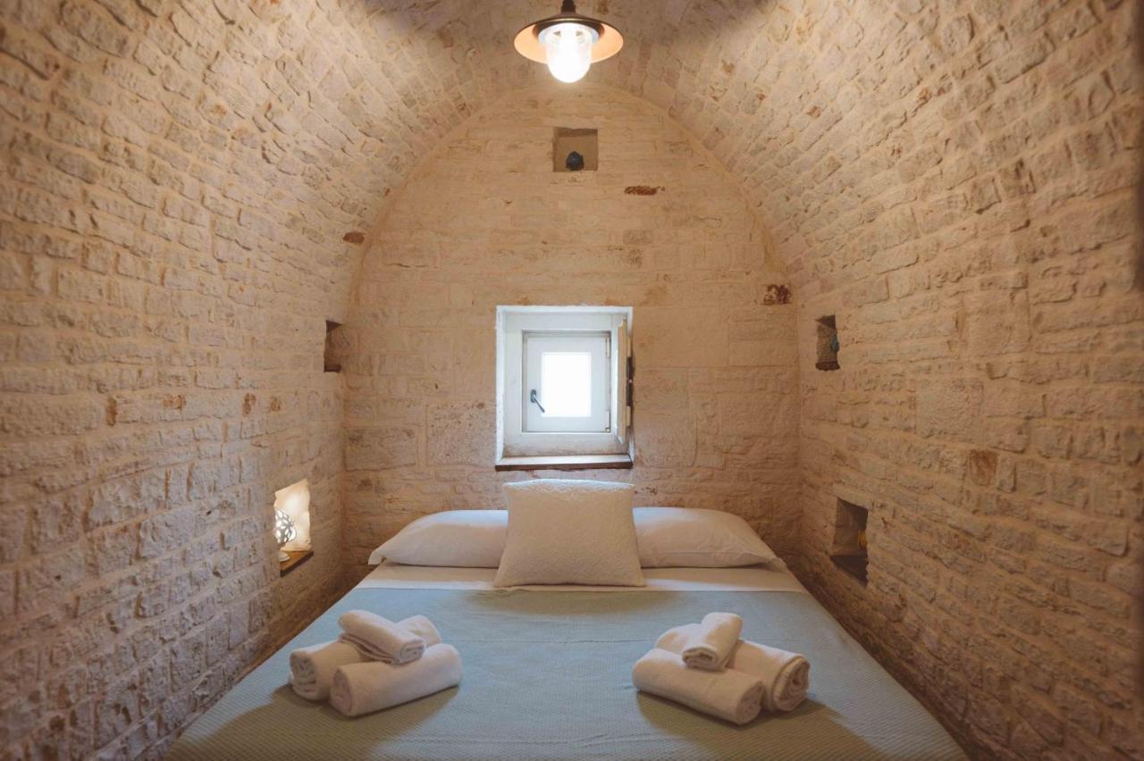Trulli Lithos Suite Alberobello Bagian luar foto