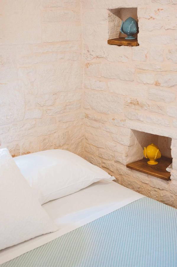 Trulli Lithos Suite Alberobello Bagian luar foto